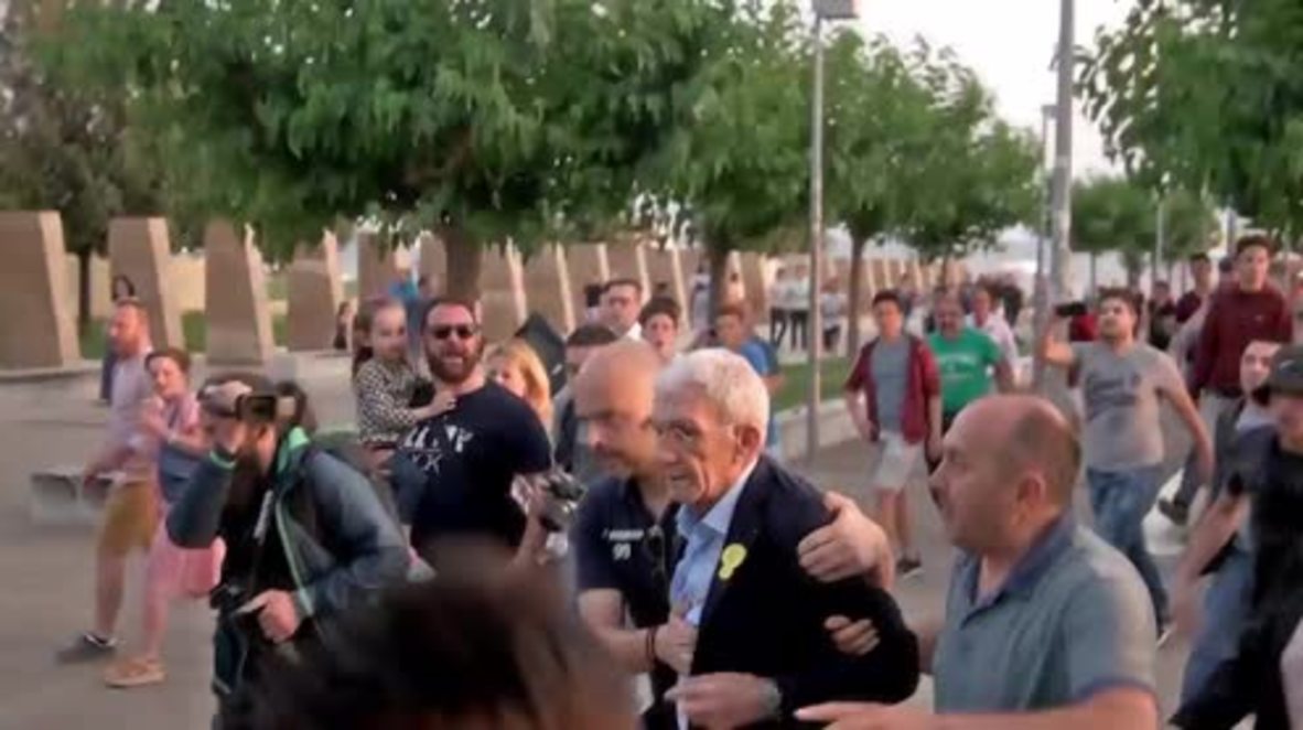 Greece: Nationalist mob beats Thessaloniki mayor