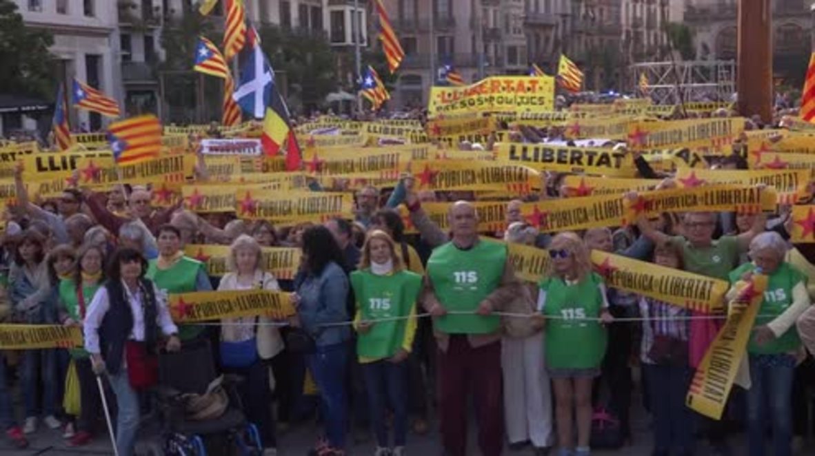 Spain: Catalan pro-independence rally against Madrid’s central control