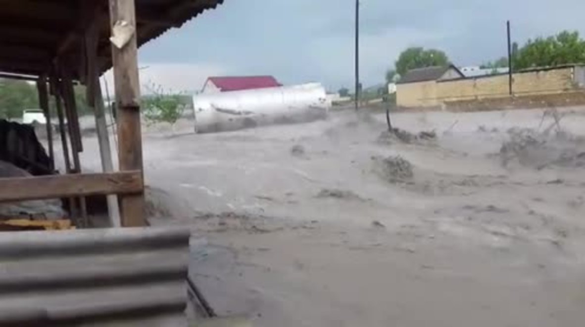 Russia: Huge floods wash away water tank and livestock in Dagestan