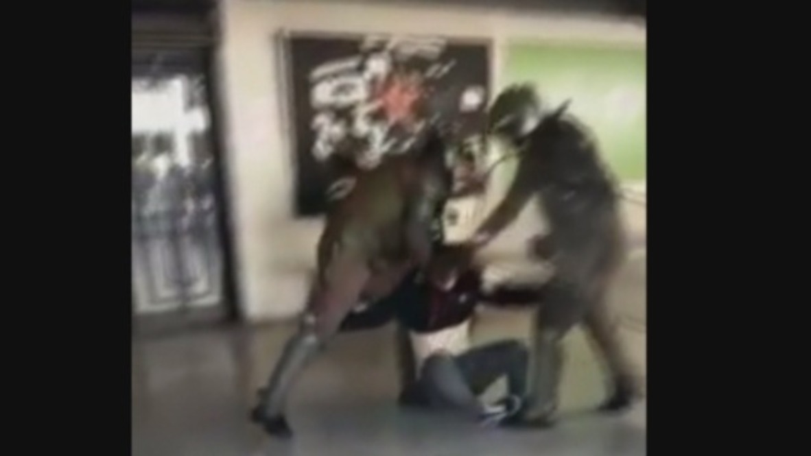 Chile: Chairs fly as students and police clash violently in Santiago