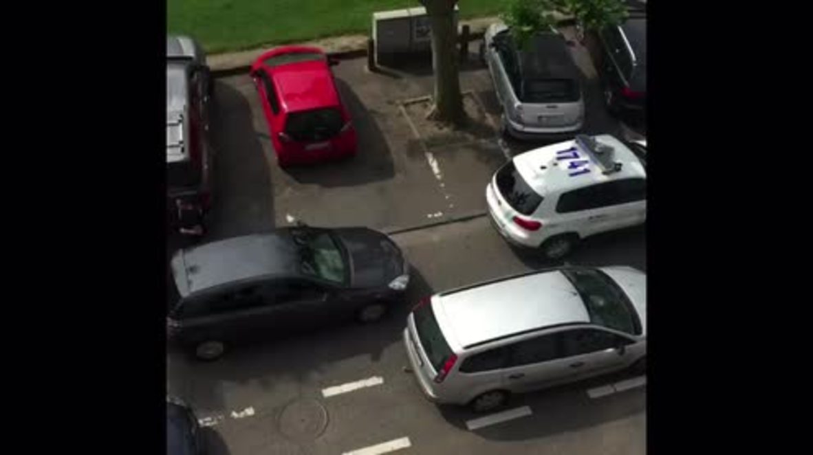 Bélgica: Un hombre armado mata a tiros a tres personas en Lieja antes de ser abatido por la policía - Informes