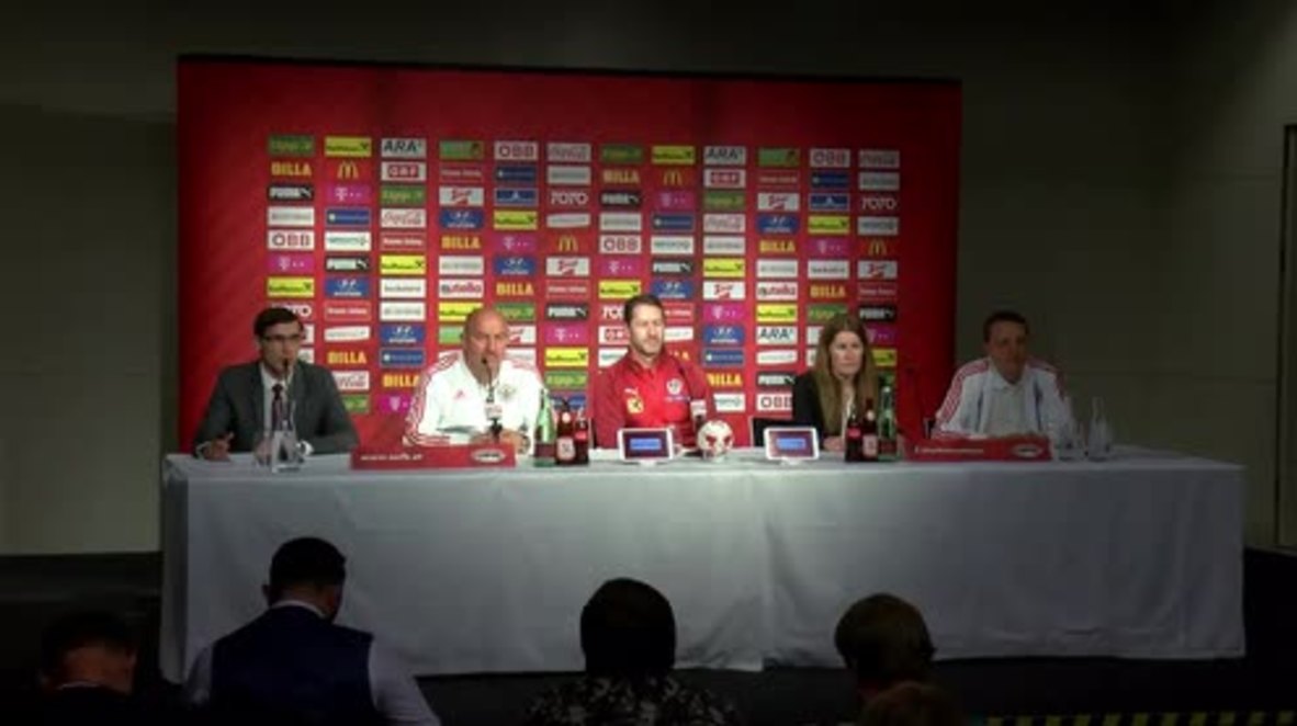 Austria: El seleccionador nacional de Rusia invita a Putin a visitar los campos de entrenamiento del equipo