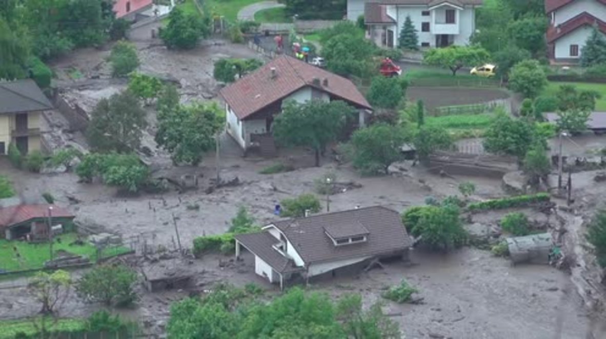Italy: Giant mudslide hits Alpine village