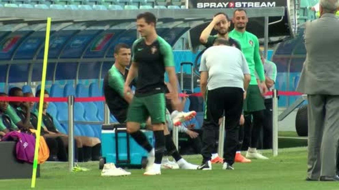 Rusia: Ronaldo entrena para el partido contra España en Sochi