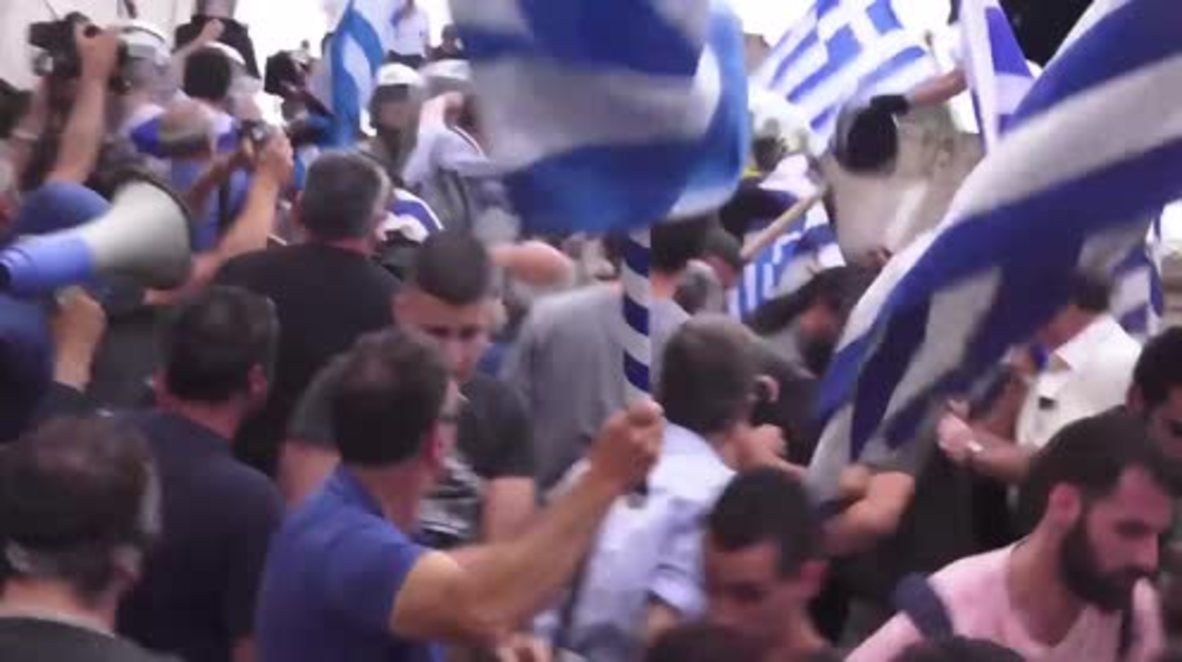 Grecia: Enfrentamientos por el cambio de nombre de Macedonia