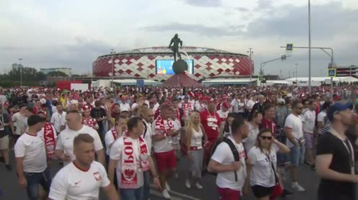 Russia: Senegal fans dance out of stadium after 2:1 victory over Poland