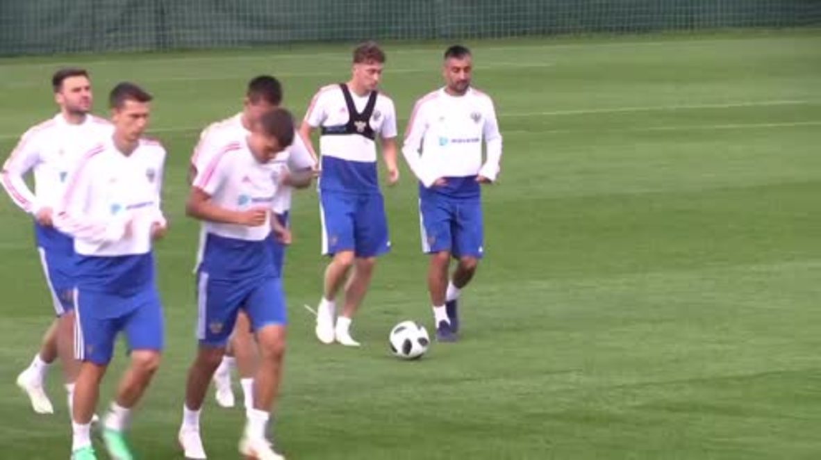 Russia: Russia squad gets back to training one day after victory