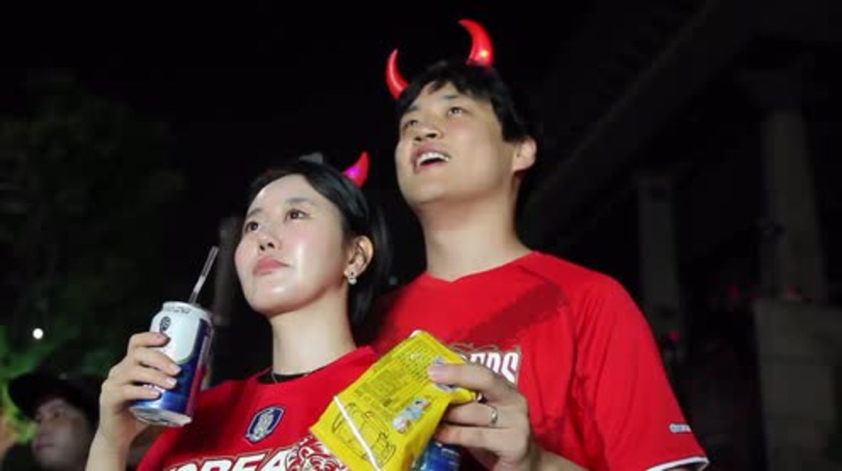 South Korea: 'Red Devils' cheer for football team despite 2:1 loss to Mexico
