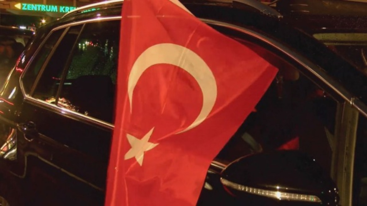 Germany: Berlin's Turks celebrate Erdogan's election victory