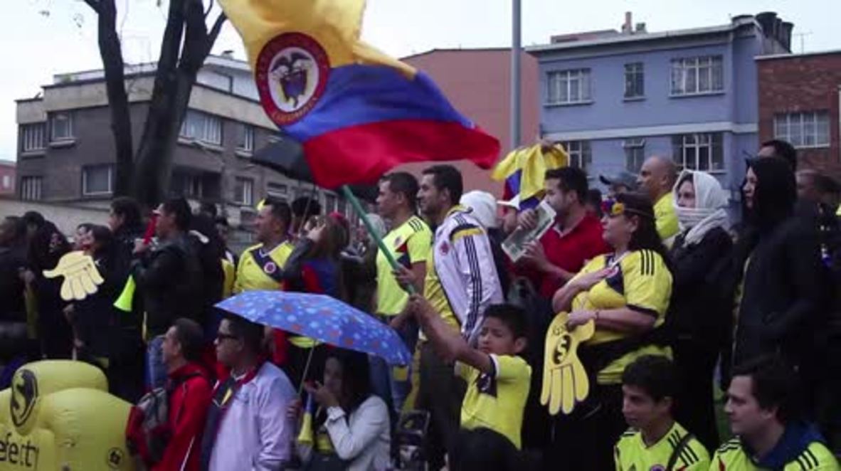 Colombia: Fans party in Bogota as Colombia finish top of WC group