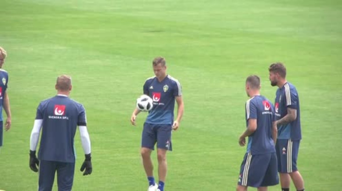 Rusia: Suecia se prepara para su partido contra Suiza