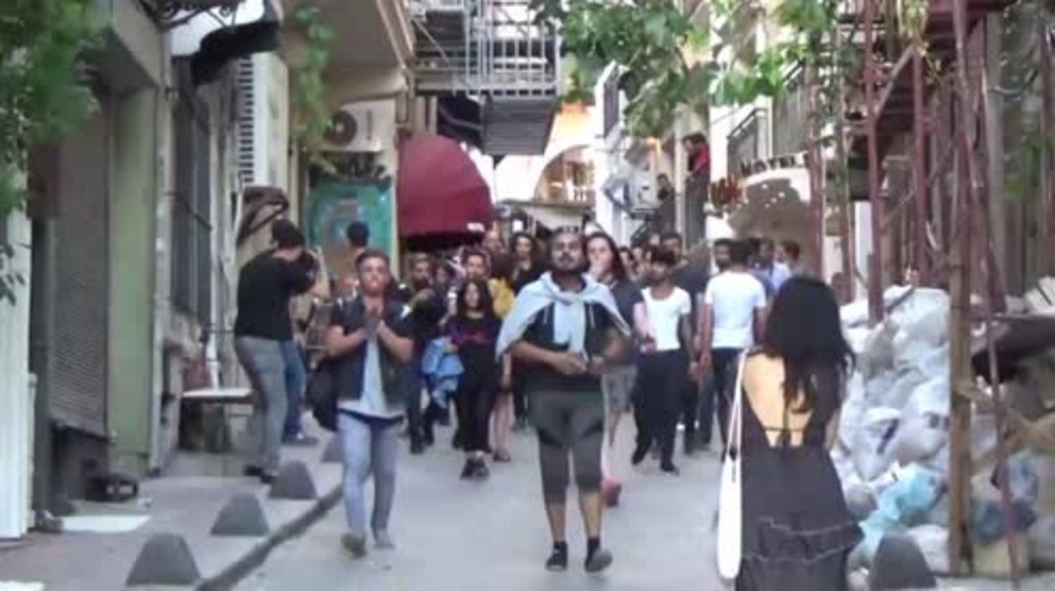 Turkey: Crowds dispersed as banned LGBT march attempts to go ahead