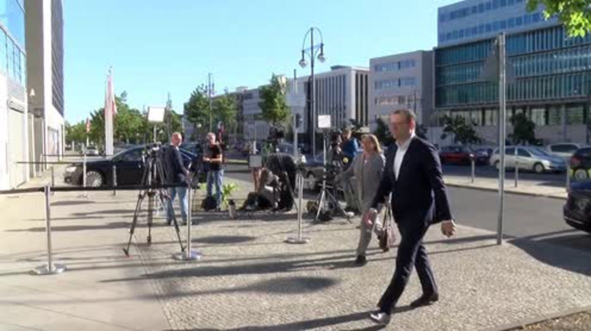 Germany: CDU VPs back Merkel in CSU dispute