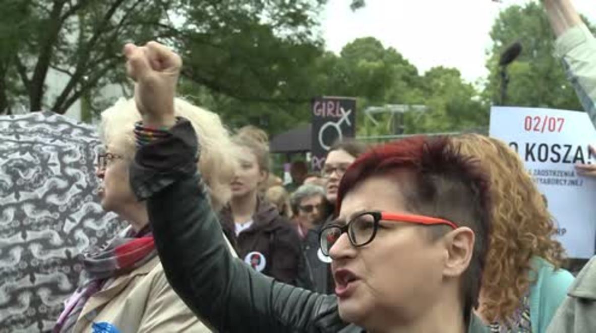 Poland: Pro-choice protesters rally against planned abortion ban in Warsaw