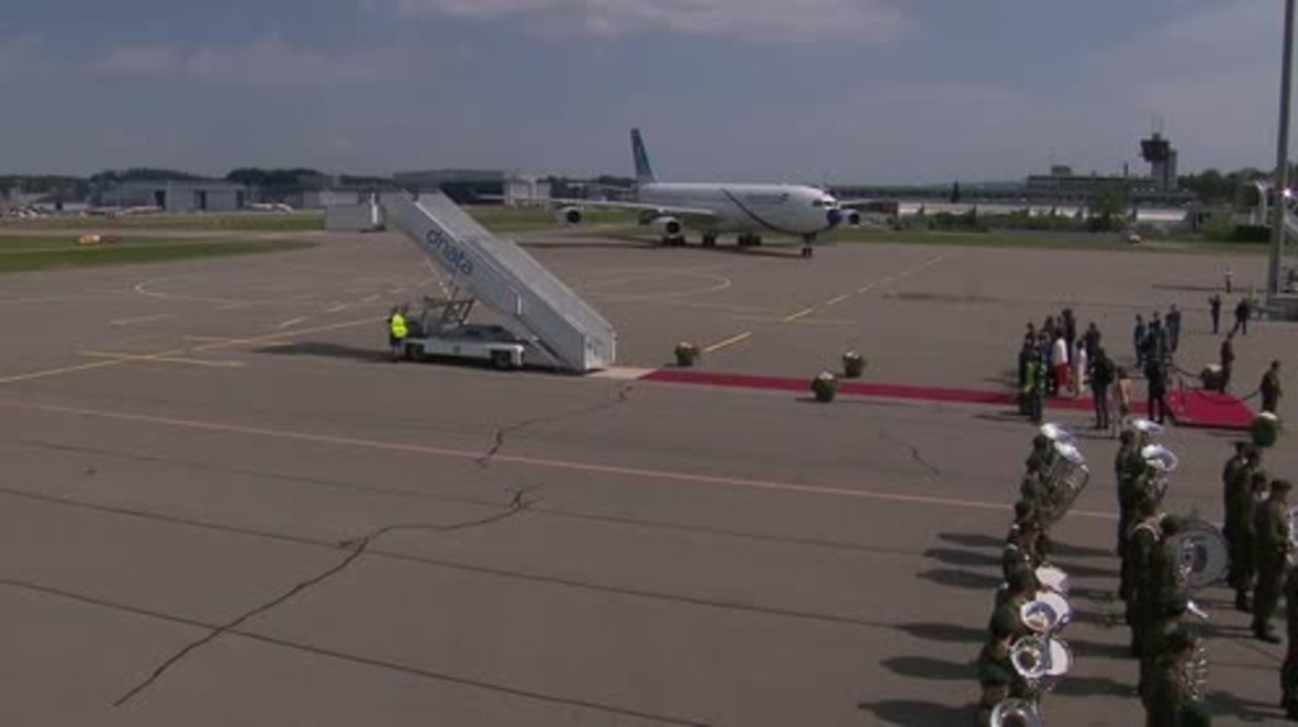 Switzerland: Iranian President Rouhani lands in Zurich for nuclear deal talks