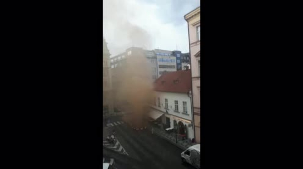 Czech Republic: Hundreds evacuated as gas leak clouds central Prague
