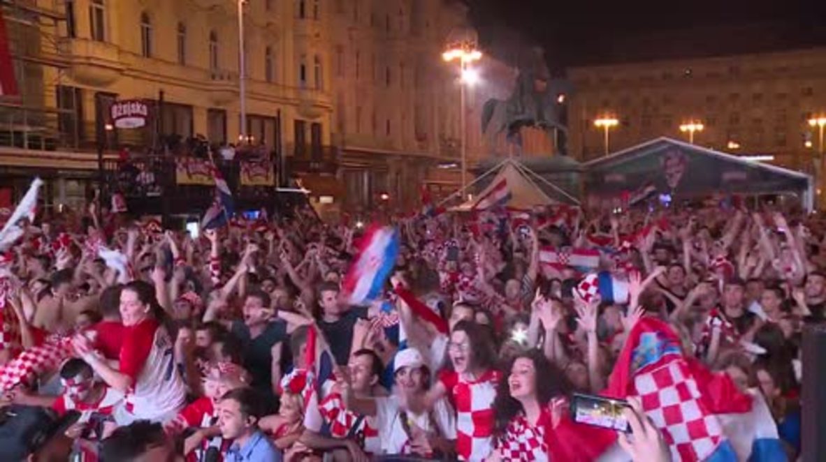Croatia: Party time in Zagreb after victory over Russia