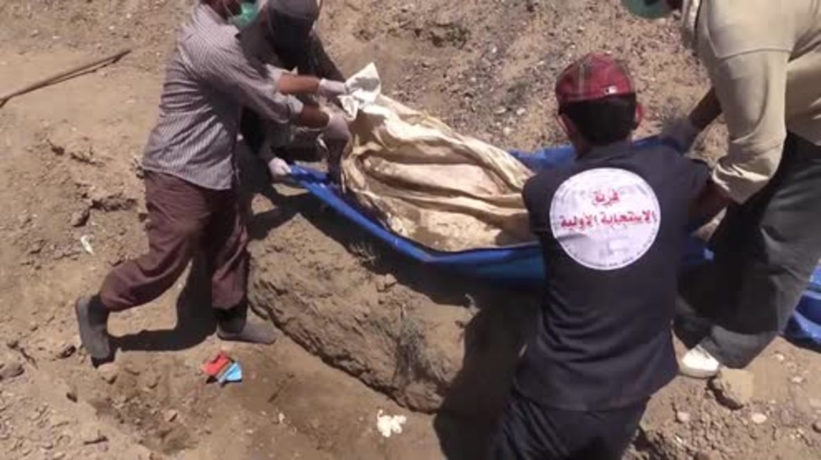Siria: Los cadáveres continúan descomponiéndose bajo los escombros de Al Raqa tras su liberación