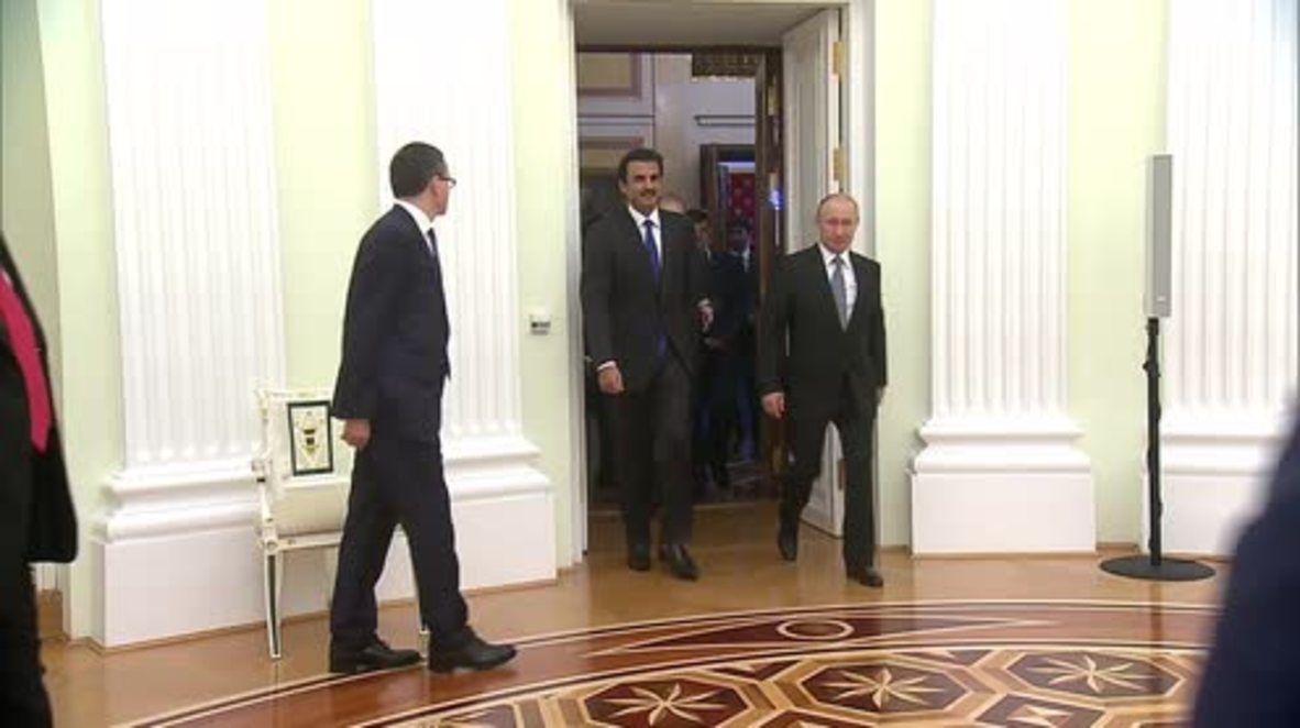 Russia: Putin discusses World Cup 2022 with Qatari Emir