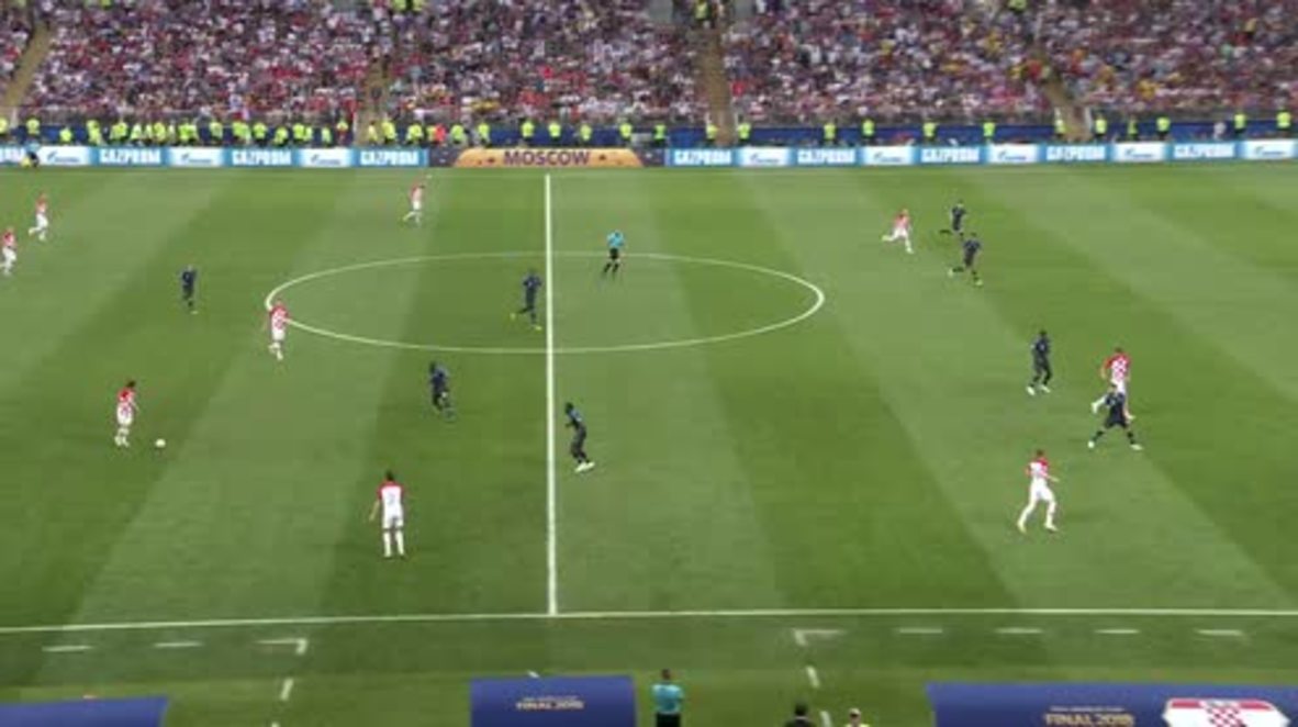 Russia: See the moment Pussy Riot invade pitch during World Cup final in Moscow