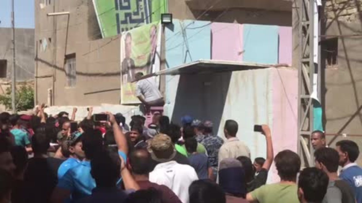 Irak: Manifestantes irrumpen en la oficina del partido Dawa en Hilla