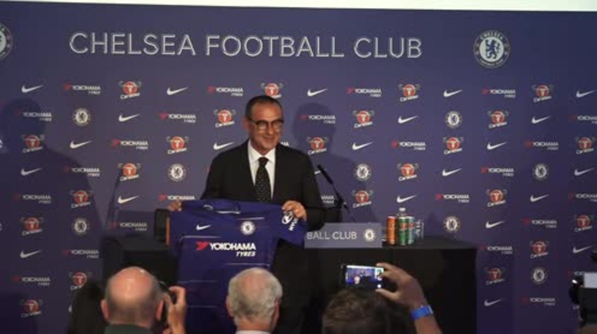 Reino Unido: Mauricio Sarri presentado como nuevo técnico del Chelsea