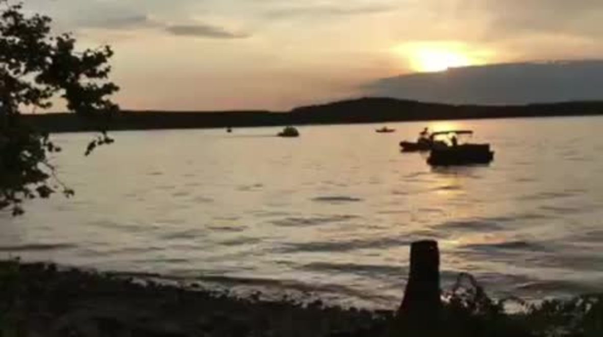 EE.UU.: 13 muertos y varios desaparecidos tras el naufragio de un barco para turistas en Misuri