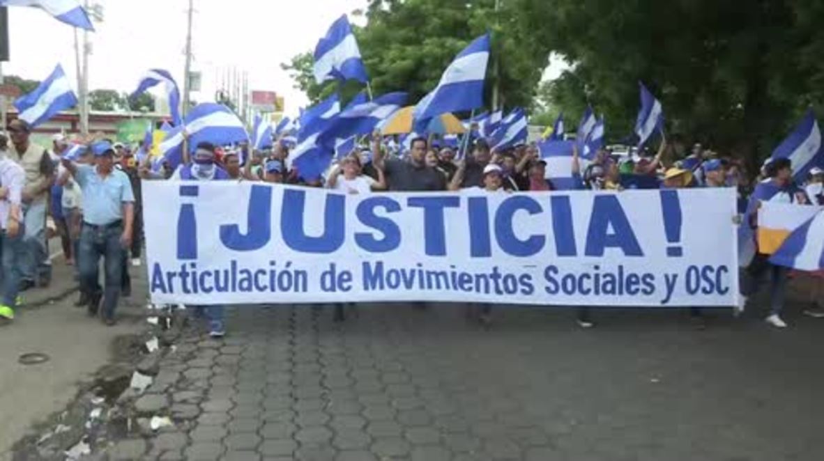Nicaragua: Hundreds march in Managua to call for Ortega's resignation