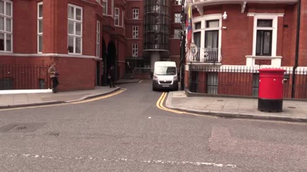 UK: Furniture removed from Ecuadorian embassy amid Assange asylum withdrawal reports
