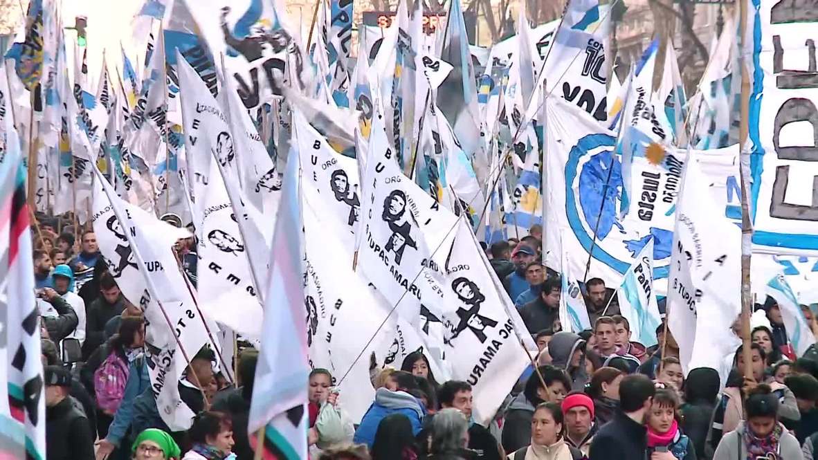 Argentina: Miles de personas exigen justicia para el activista asesinado Santiago Maldonado