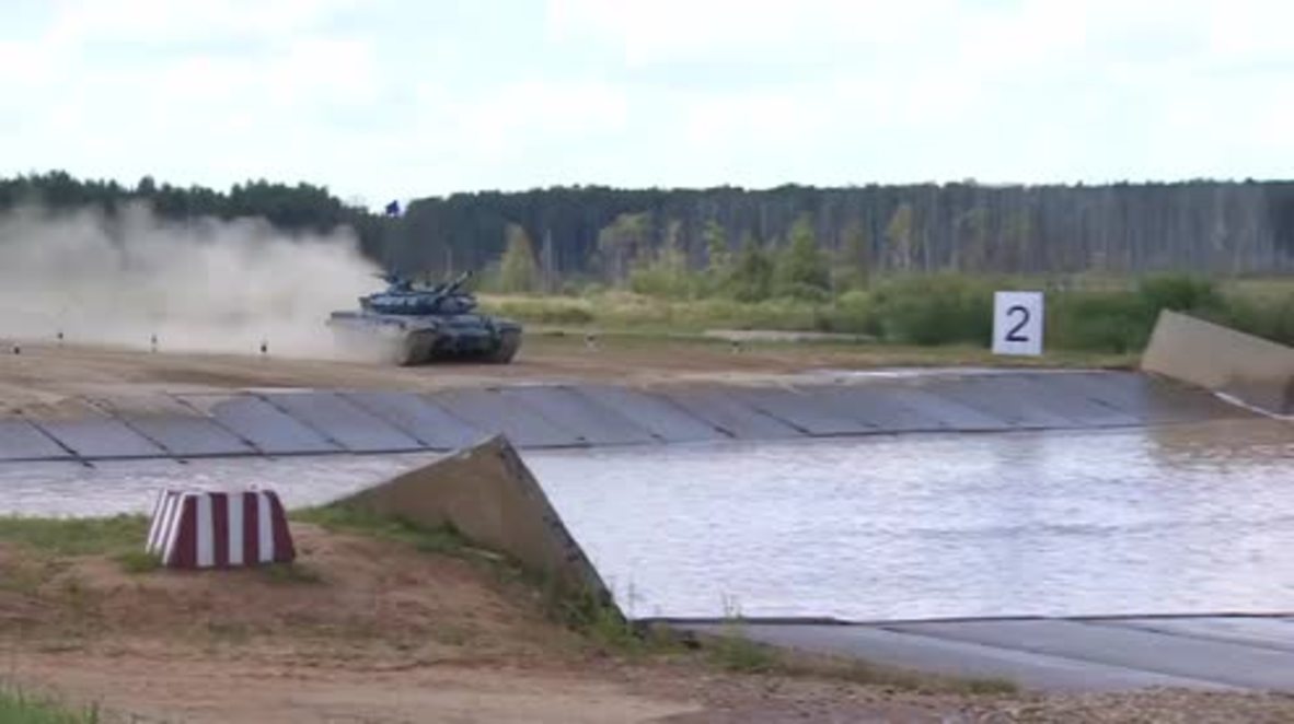 Rusia: Diferentes tanques muestran sus capacidades en el Biatlón de Tanques en Moscú