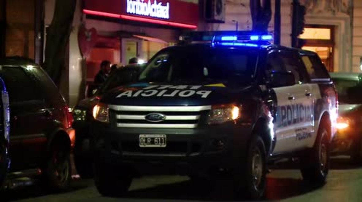 Argentina: Police raid ex-president Fernandez's building