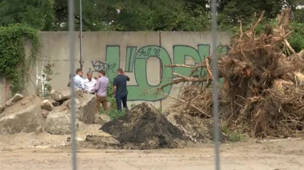 Germany: Unknown part of the Berlin Wall discovered in city centre
