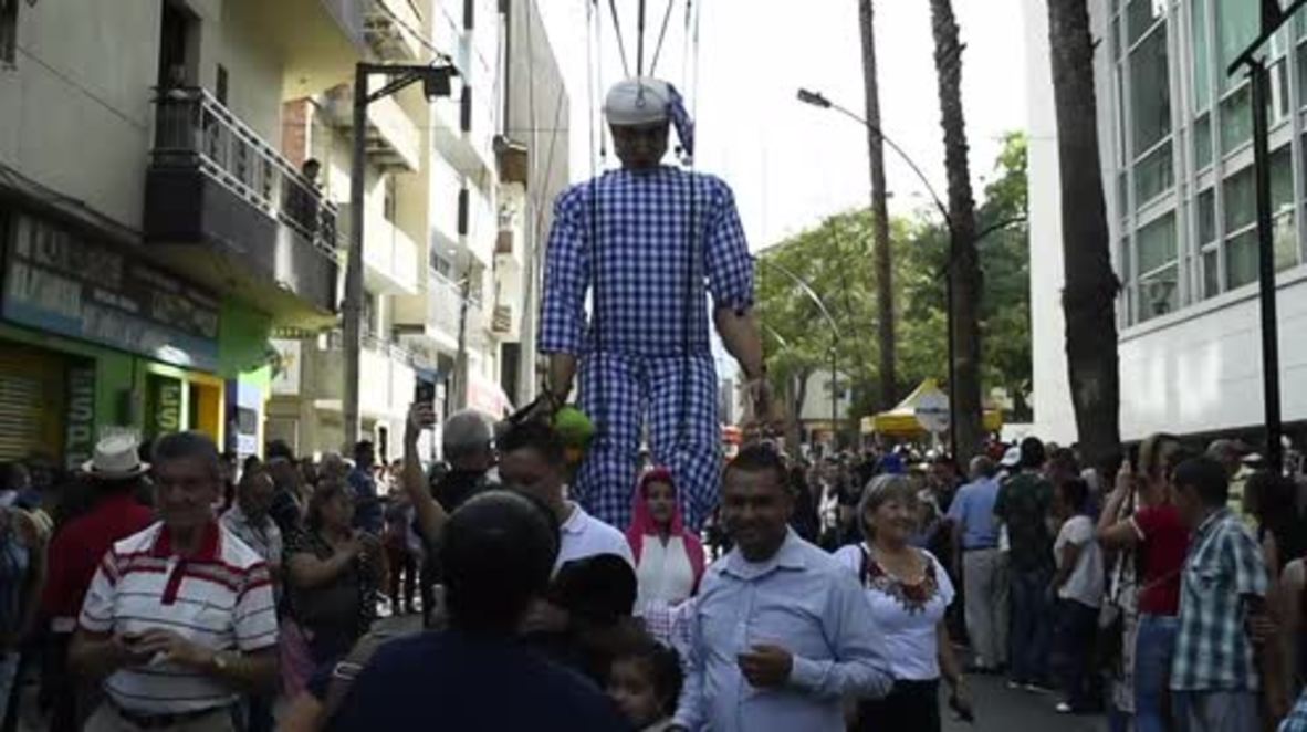 Fiesta of the Siesta! Colombians sleepwalk through World Laziness Day
