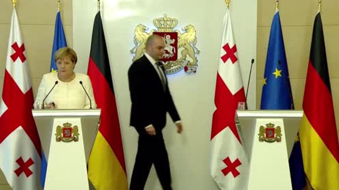Georgia: Merkel in favour of designating Georgia as 'safe country'