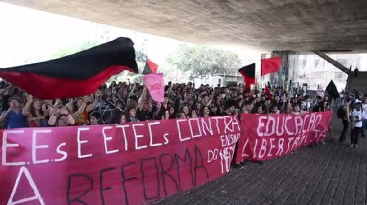 Brasil: Los estudiantes de Sao Paulo protestan contra la reforma educativa de Temer