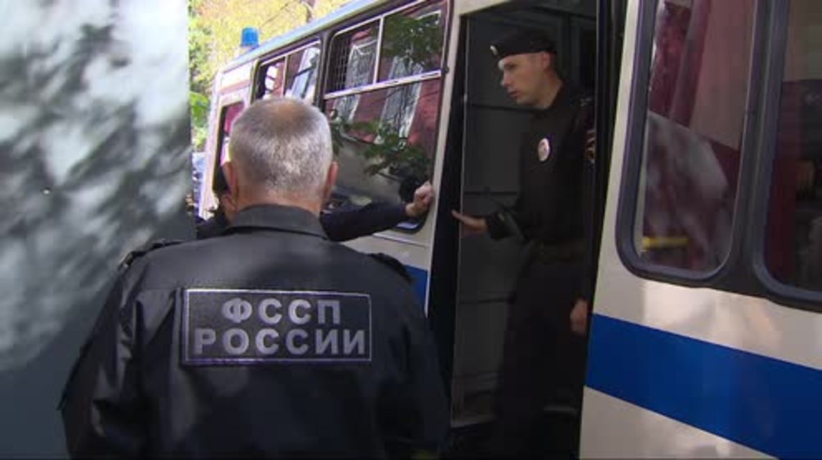 Rusia: El activista opositor Navalni llega al tribunal para ser juzgado por su participación en una convocatoria de protesta