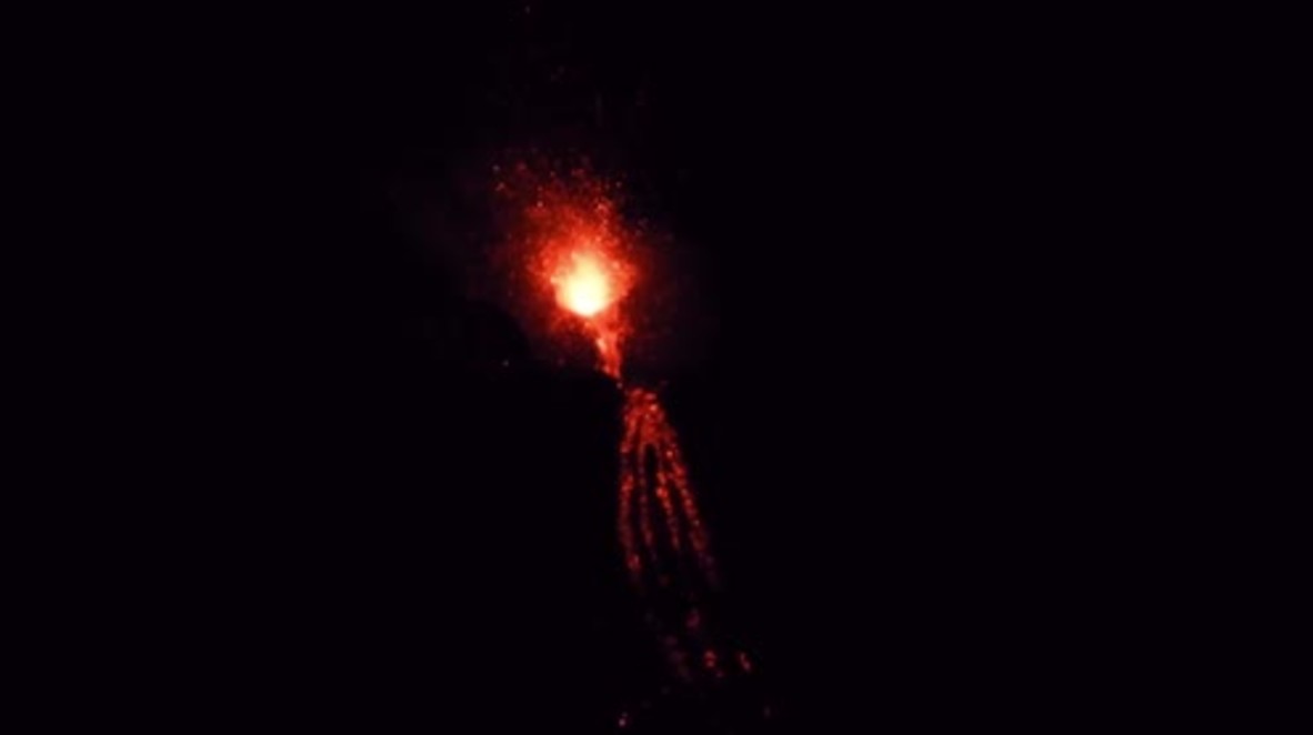 Italy: Mount Etna erupts with fire and fury