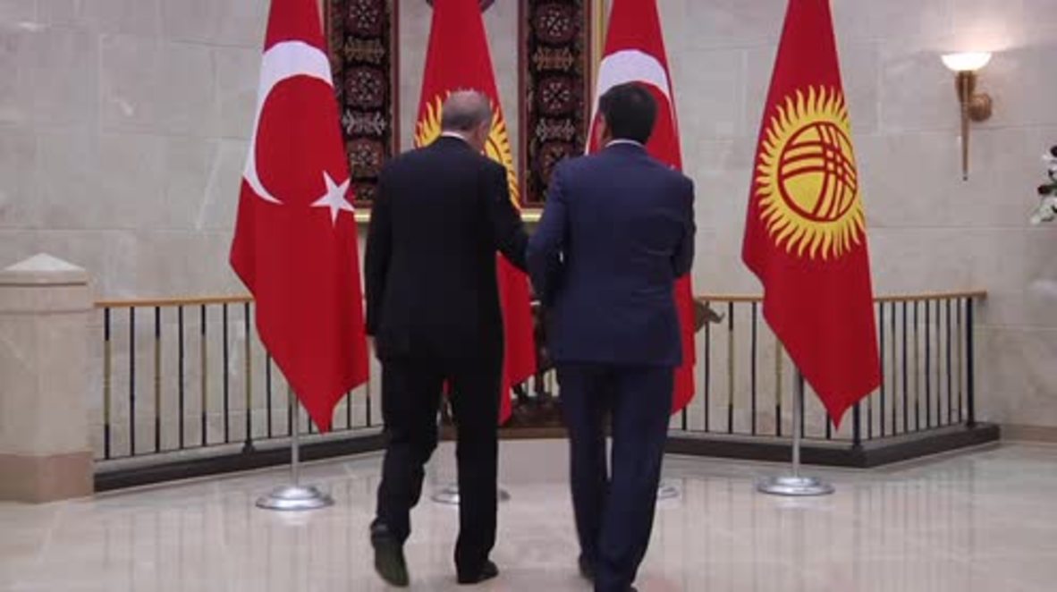 Kyrgyzstan: Erdogan meets Kyrgyz President Jeenbekov in Bishkek