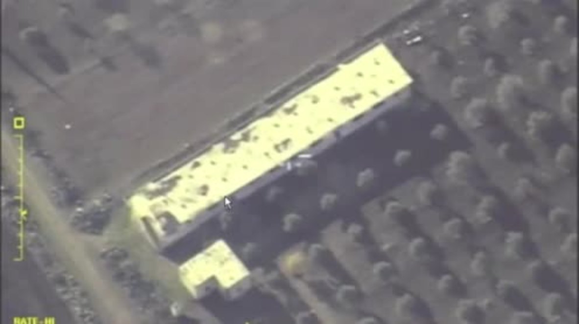 Siria: El Ministerio de Defensa ruso muestra imágenes de los ataques contra objetivos militantes en Idlib