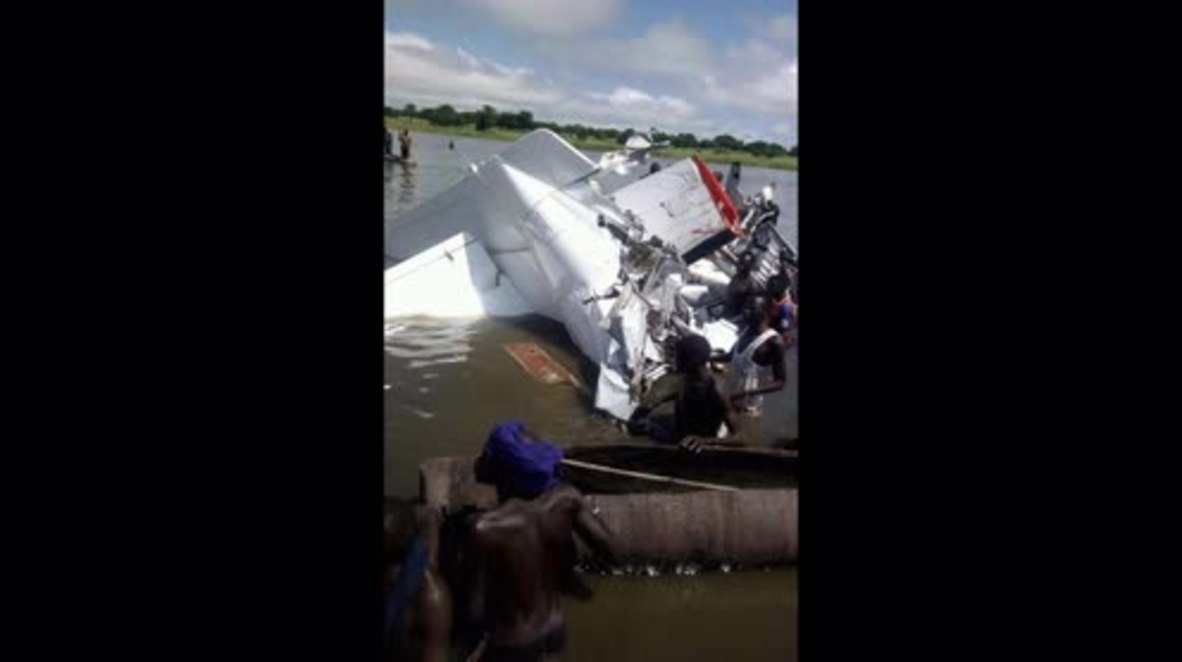 Sudán del Sur: 17 muertos en accidente aéreo *FOTOGRAFÍAS*