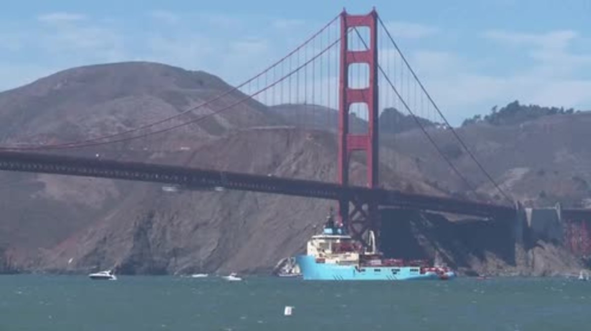 USA: Huge plastic boom deployed to clear waste from Pacific