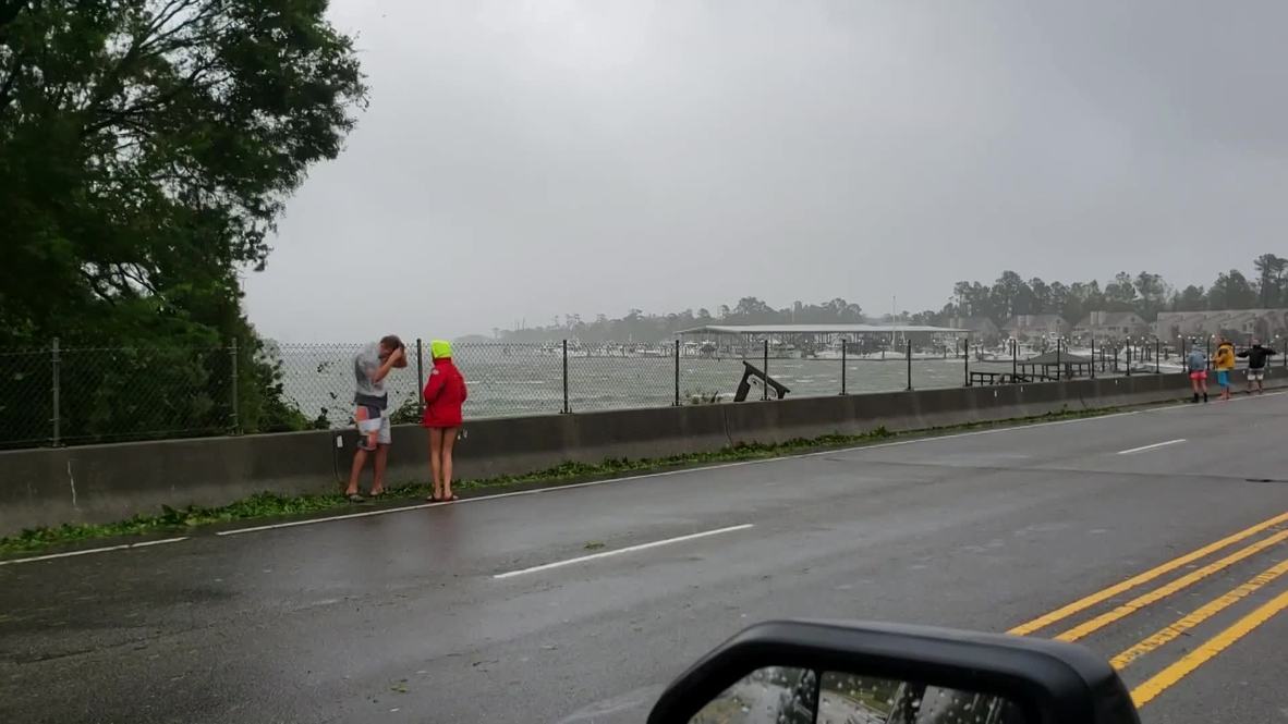 USA: Hurricane Florence floods and clobbers the Carolinas