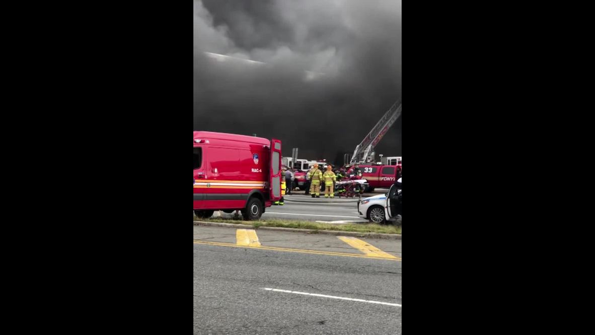 USA: 21 injured as fire engulfs multi-storey car park in New York City