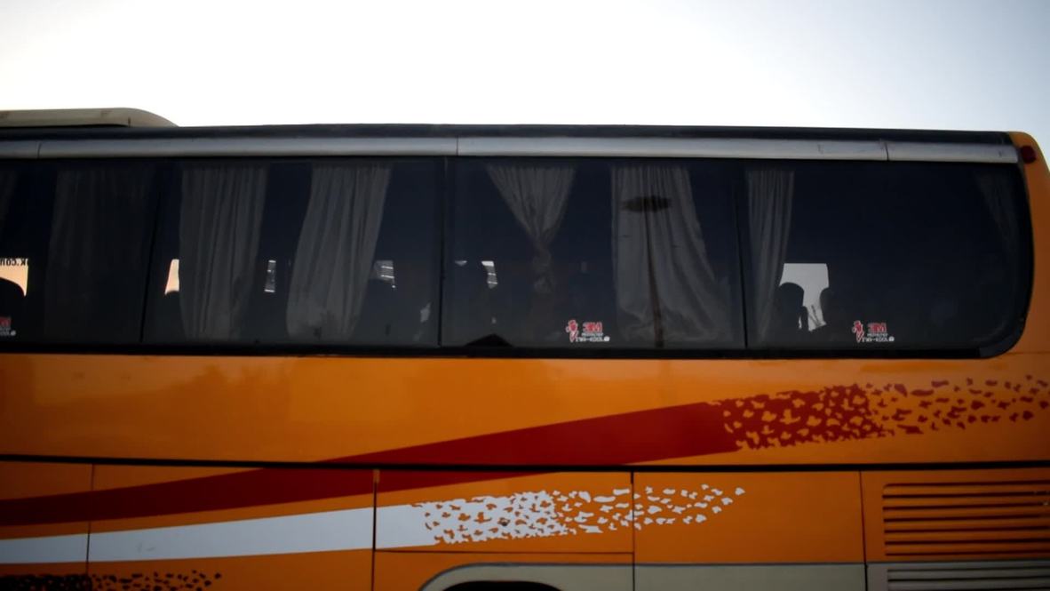 Syria: Hundreds of Syrians return home from Lebanon