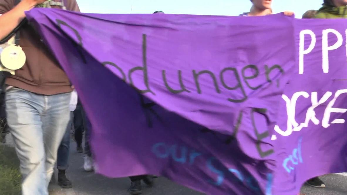 Germany: Hambach Forest protests rage on for 6th day