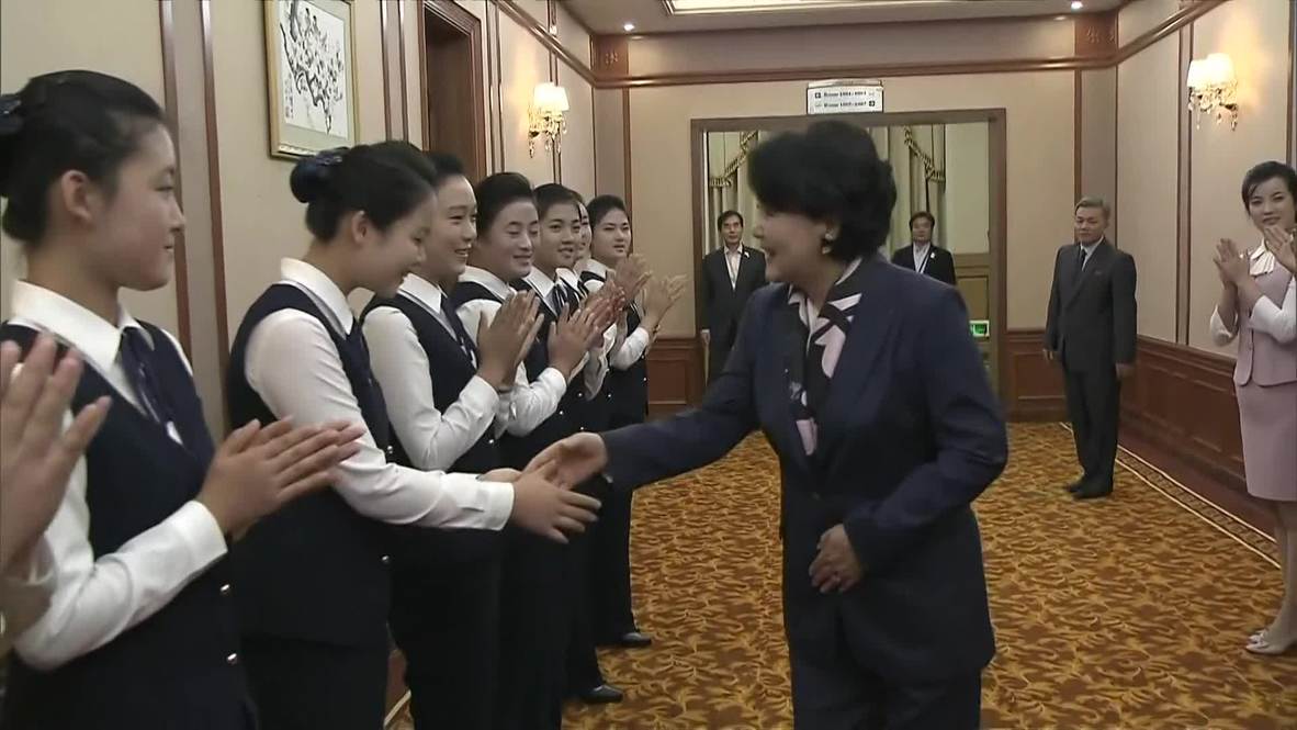North Korea: Moon goes to the mountain as talks draw to close