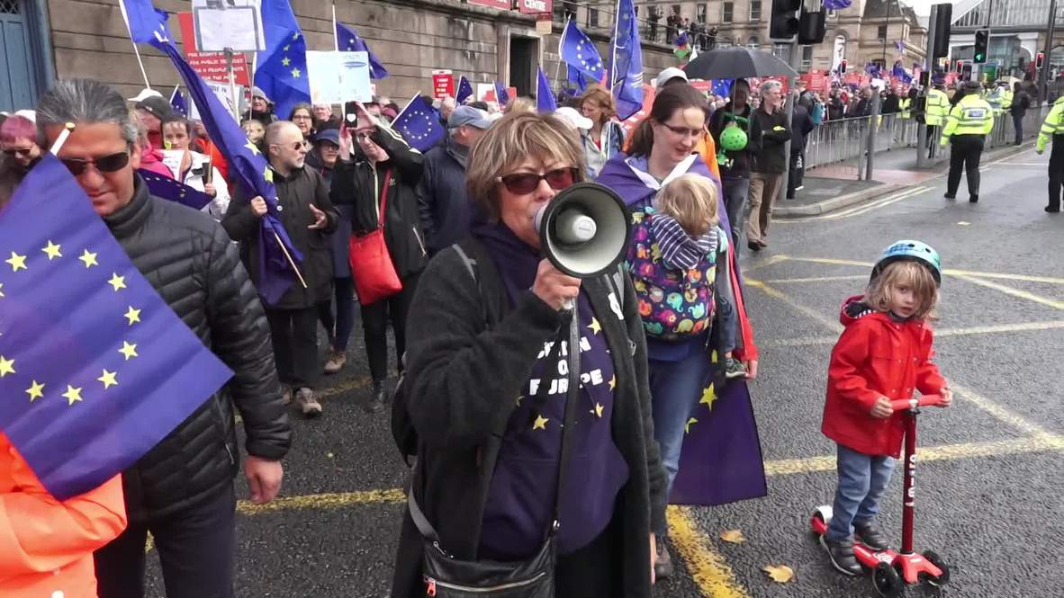 UK: Anti-Brexit protesters call for 'People's Vote' in Liverpool