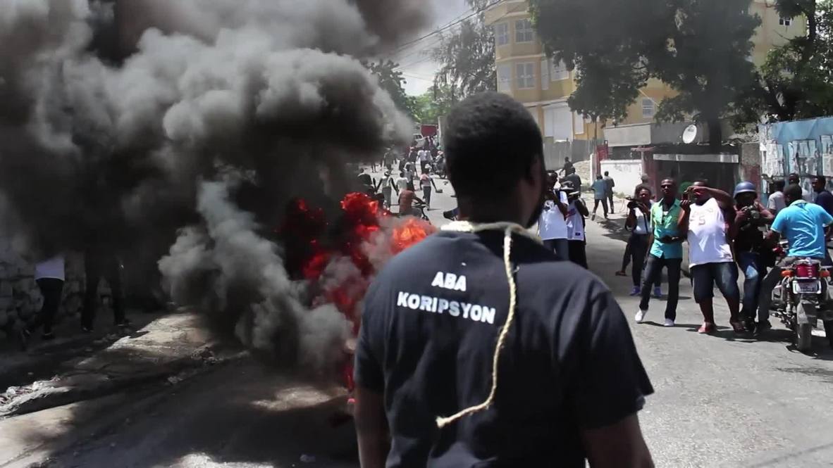 Haiti: Hundreds protest corruption and misuse of oil funds