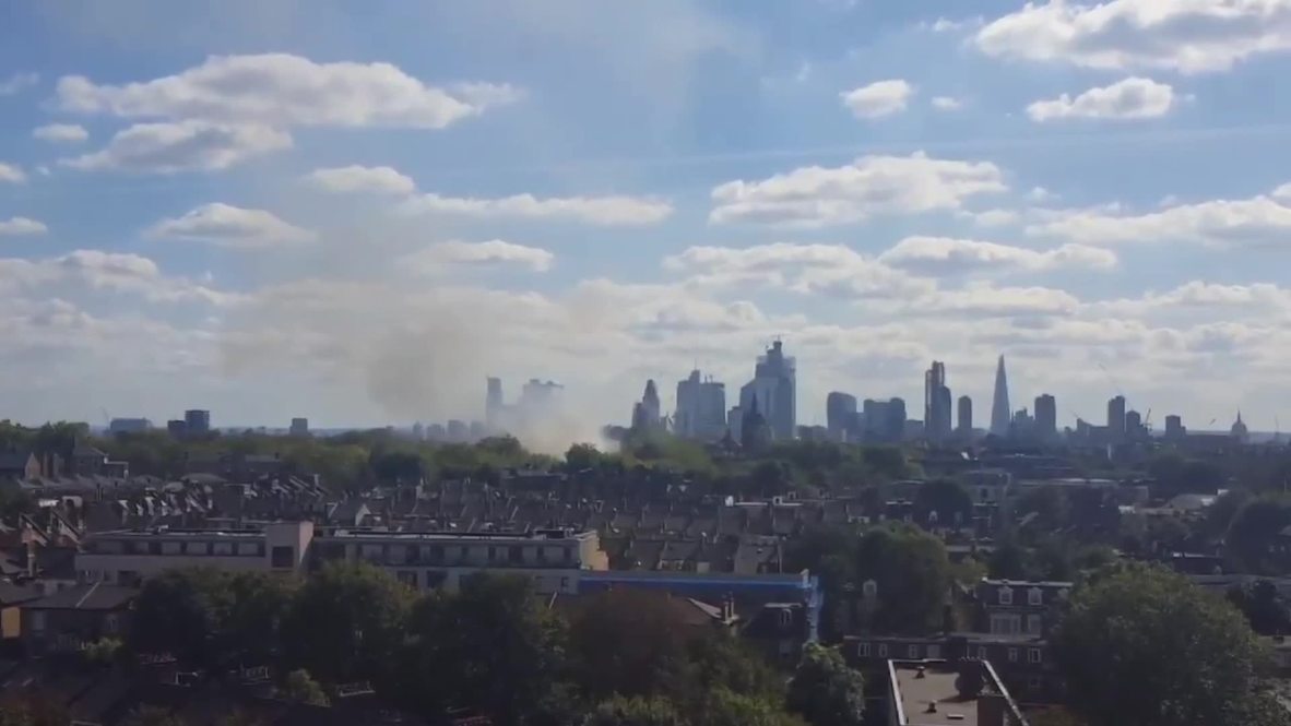UK: Huge fire breaks out at leisure centre in London